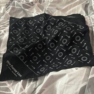 The Funny Lion Black Printed Scarf